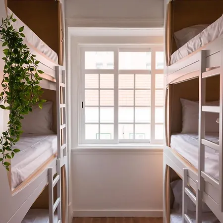 Hostal The Mulberry Tree *